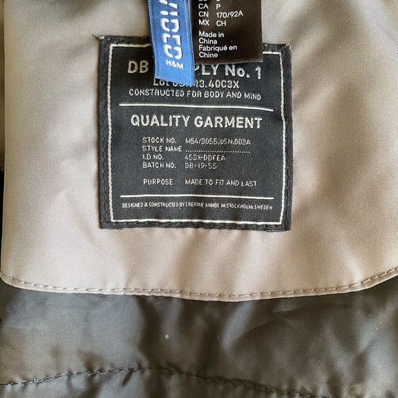 COPY - H&M JACKET - Picture 5 of 5